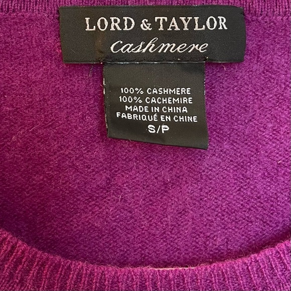 Lord & Taylor Women’s 100% Cashmere Vibrant Purple Crew Neck Sweater - Picture 3 of 7